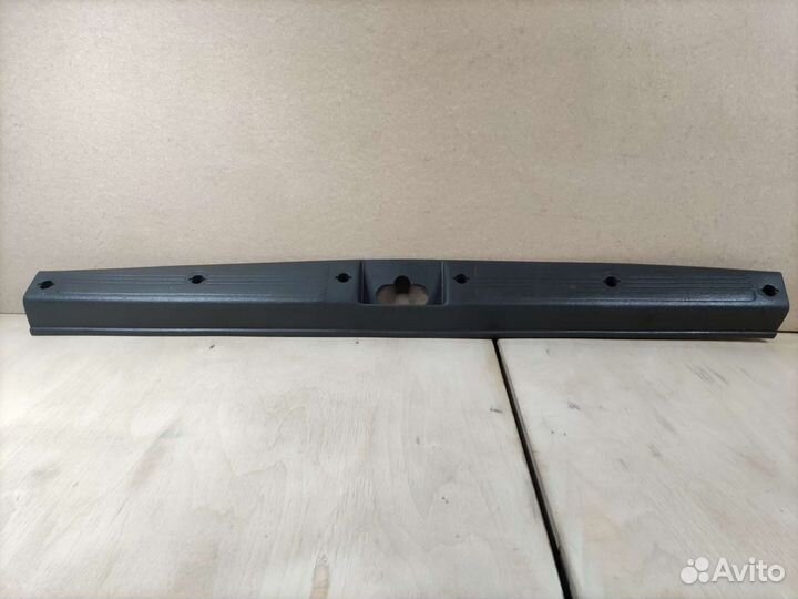 Накладка замка багажника Спортейдж 1