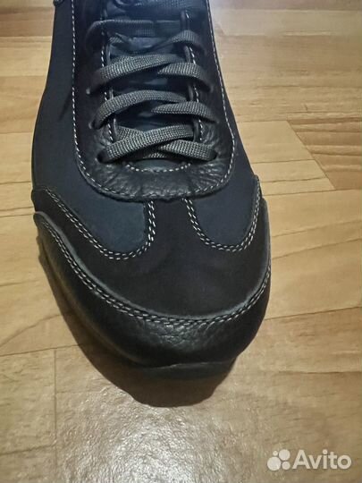 Кроссовки мужские 40 размер