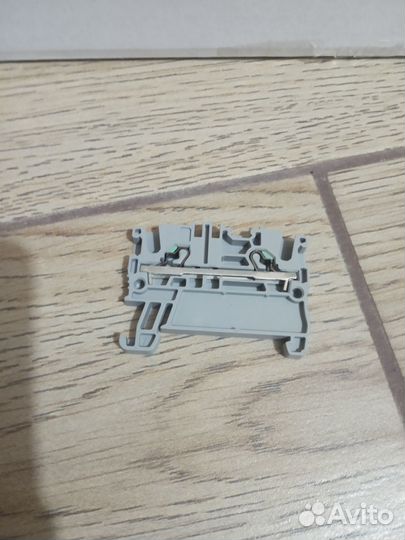 Проходная клемма DKC zefc200GR