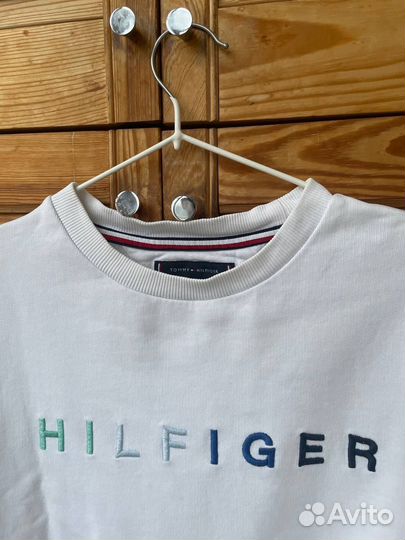 Tommy hilfiger свитшот