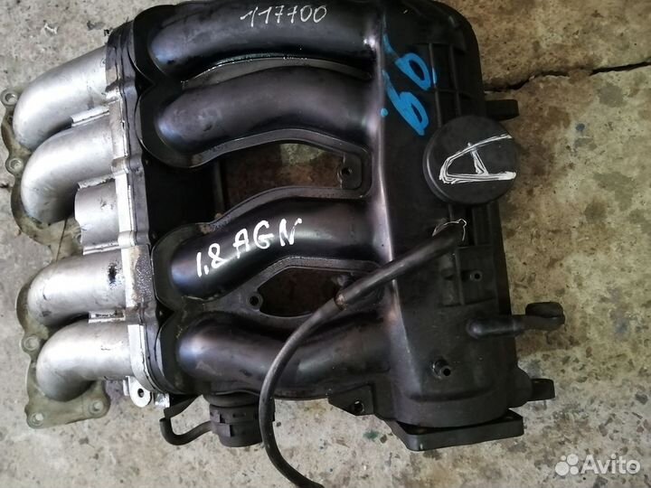 Впускной коллектор 1.8 AGN Гольф 4 Ауди A3 8P