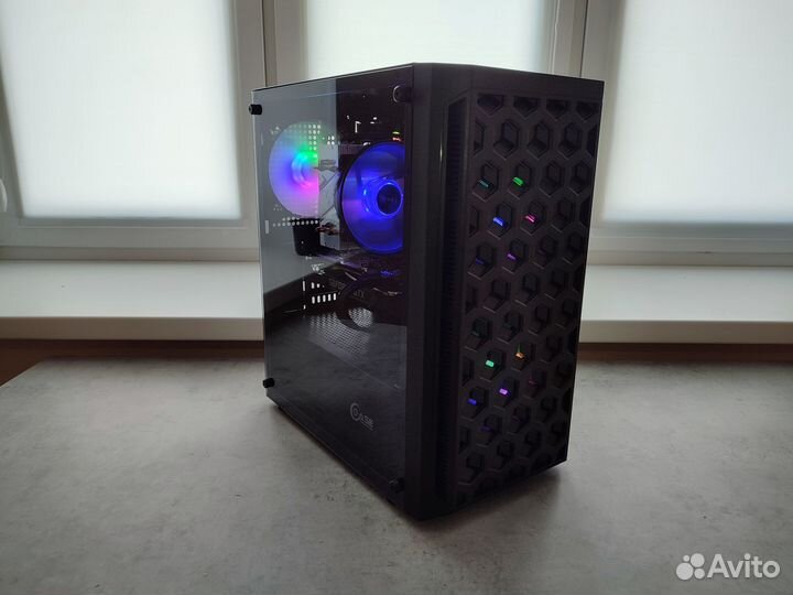 Игровой компьютер 10/20 ядер, RX570 8GB, 16GB, SSD