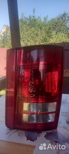 Фонарь задний правый Крайслер вояджер 5,додж