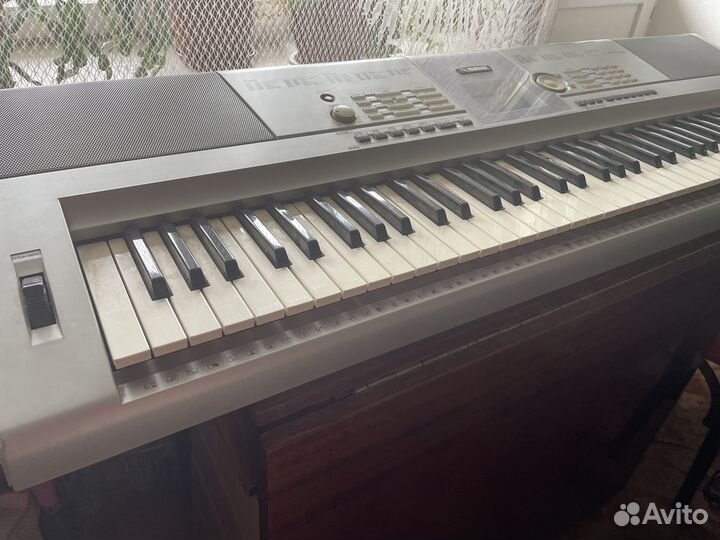 Синтезатор yamaha