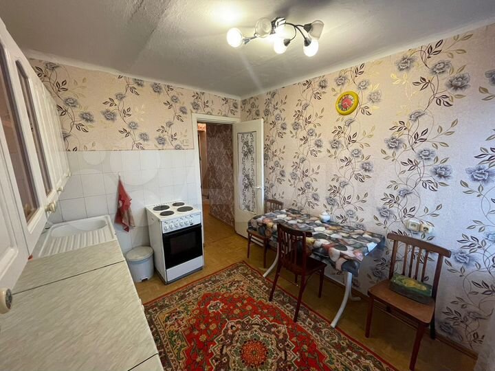 2-к. квартира, 49 м², 5/9 эт.