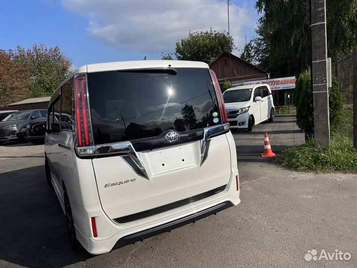Toyota Esquire 2.0 CVT, 2018, 93 000 км