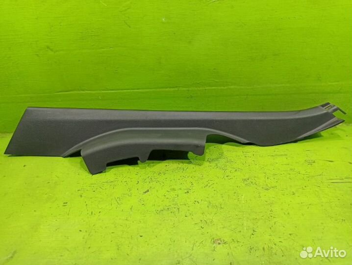 Накладка порога внутреняя задняя Toyota Corolla