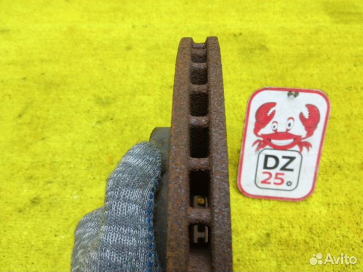 Тормозной диск передний правый Honda Step Wagon