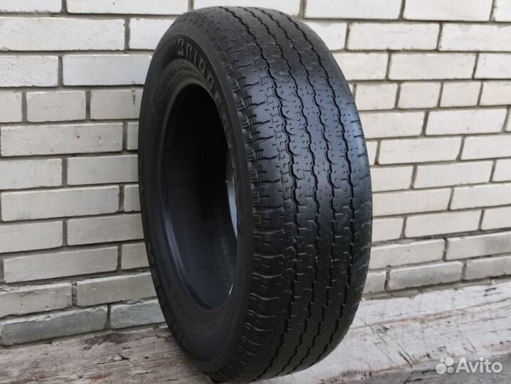 Bridgestone Dueler H/T D689 215/65 R16 98H