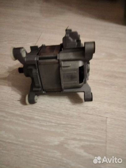 Двигататель стиральной машины