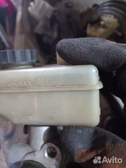 Вакуум тормозной системы Mercedes