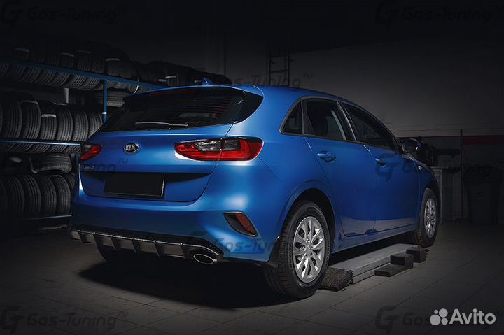 Диффузор заднего бампера GT-Line на KIA Ceed CD