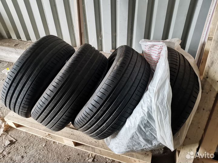 Pirelli P Zero 265/50 R19 110W