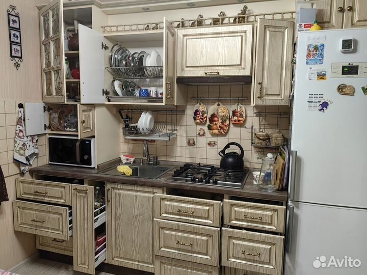 Кухонный гарнитур кухня бу с техникой