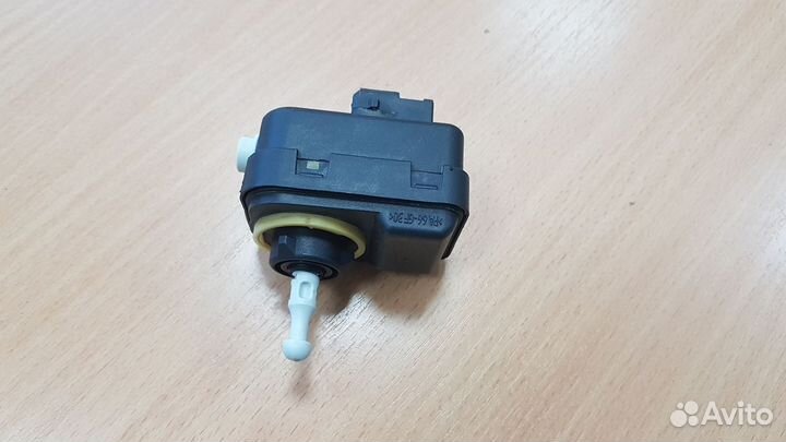 Корректор фары Nissan Note E11