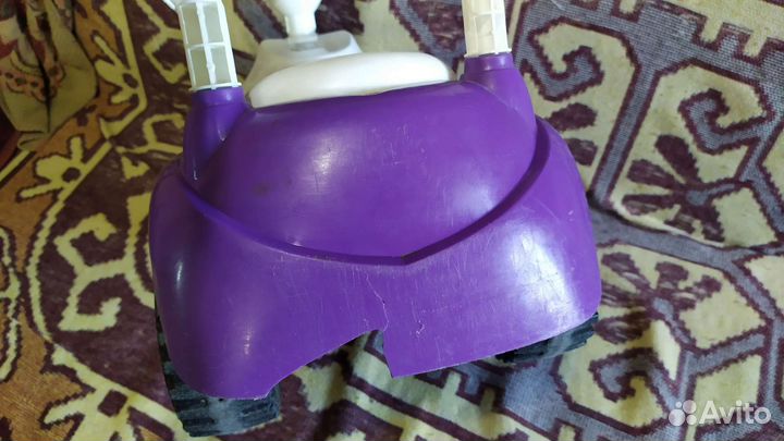 Детская машина каталка с ручкой бу