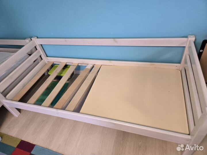 Детские кровати из массива дерева 