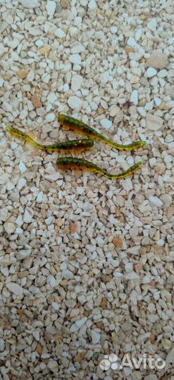 Силиконовая приманка Worm 2