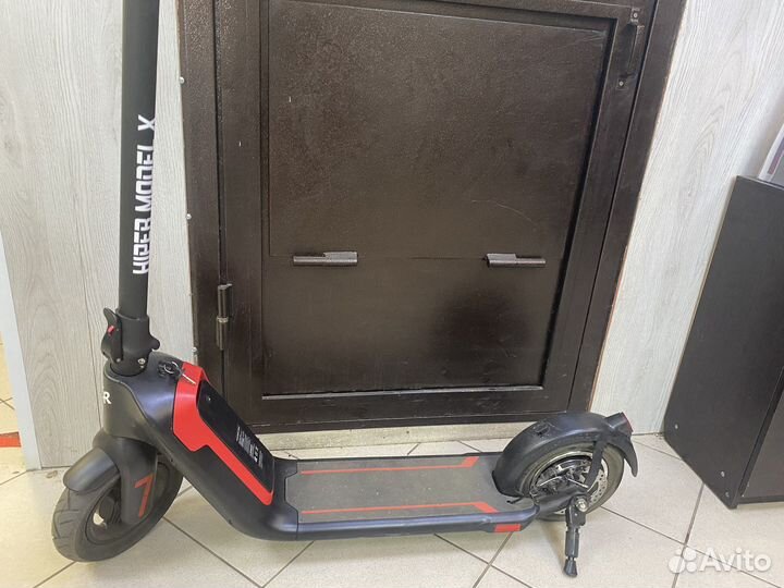 Электросамокат hiper model x