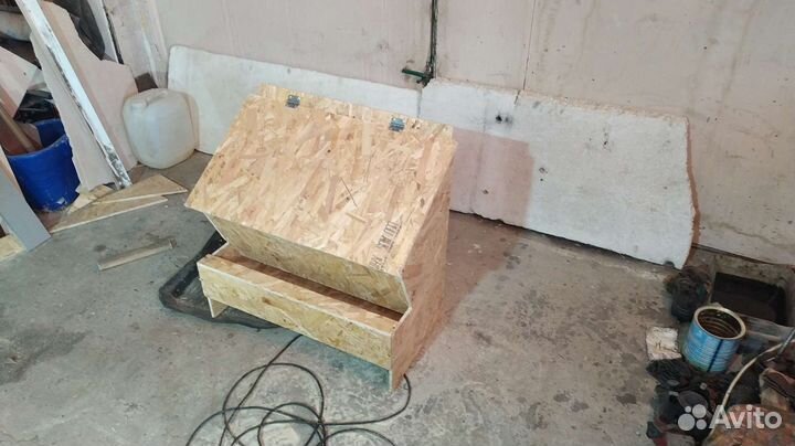 Бункерная кормушка