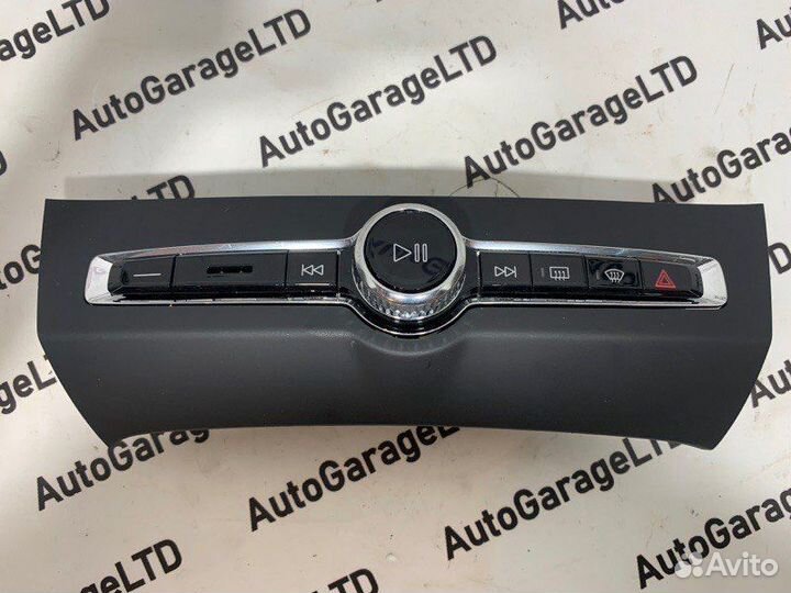 Панель кнопок Volvo S90 II D4204T14 2019