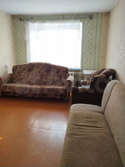 Комната 18 м² в 8-к., 5/5 эт.