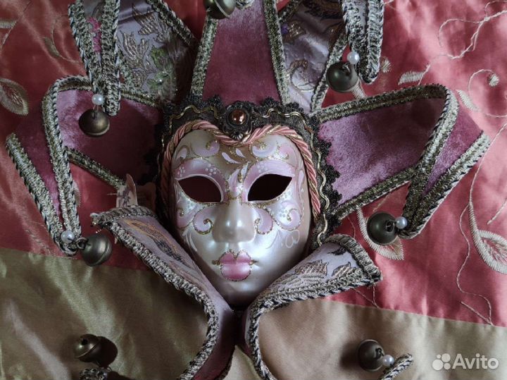 Венецианская маска