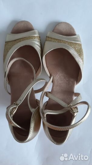 Туфли для бальных танцев