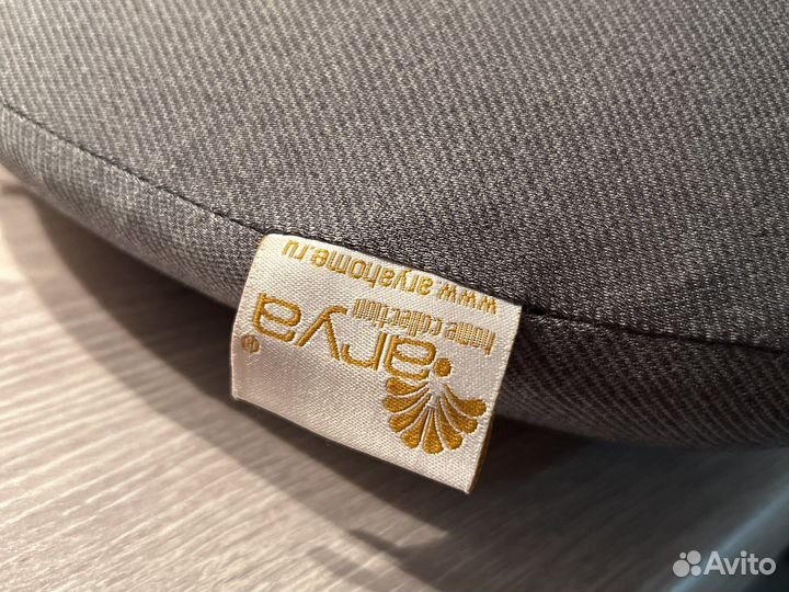 Подушка для путешествий