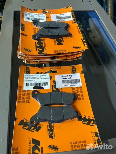 KTM Комплект перед. тормозных колодок 59013930000