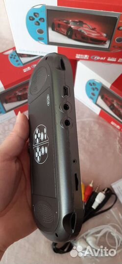 Игровая консоль