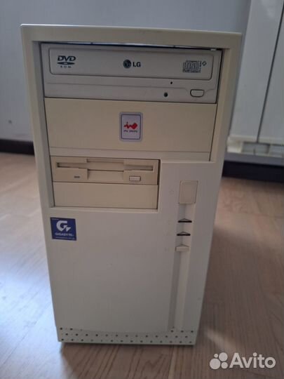 Корпус InWin v500 с блоком питания 350Вт