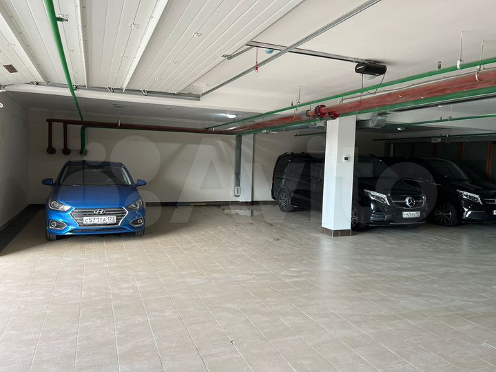 Машиноместо, 18 м²