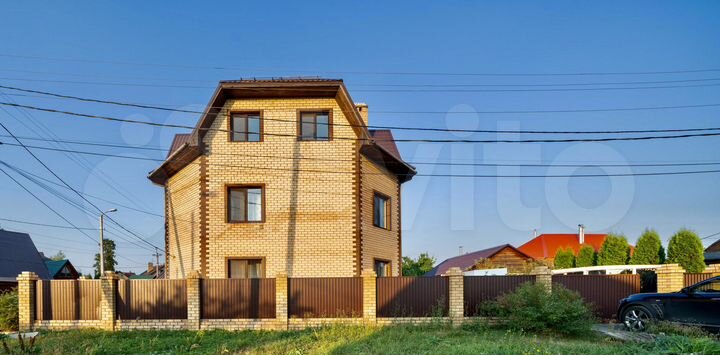 Коттедж 480 м² на участке 6 сот.