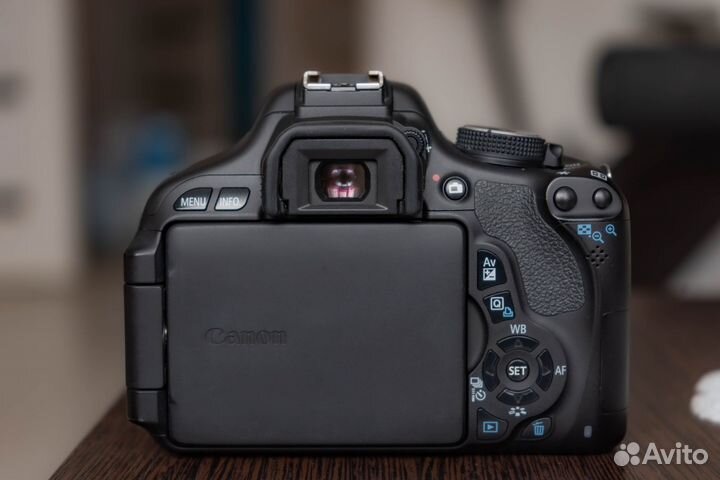 Зеркалка Canon 600D+18-55IS отл.сост.пробег 12т.к