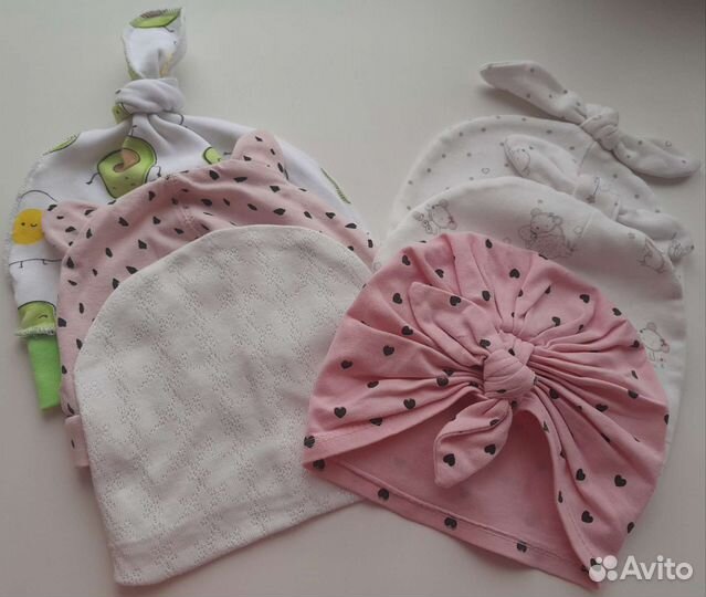 Шапочки для девочки 4-6 мес