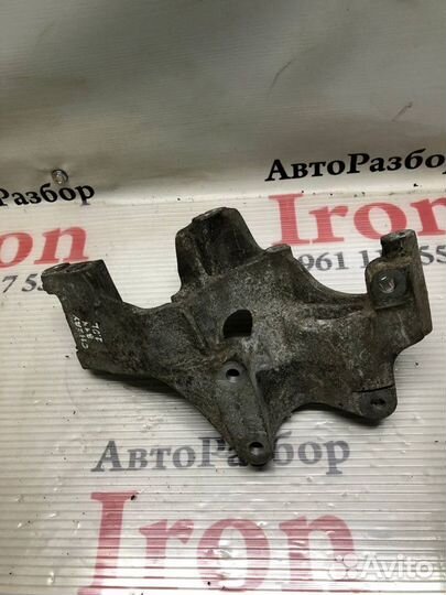 Кронштейн опора подушка Chery Чери sqr484f