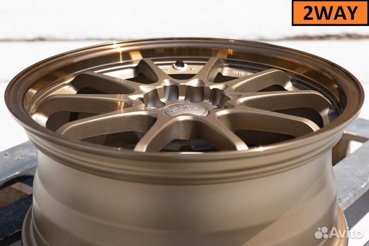 R17 Volk Racing CE28 5*114.3/5*100 (D210)