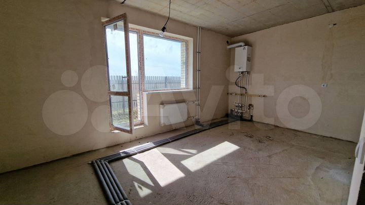 3-к. квартира, 81 м², 1/2 эт.