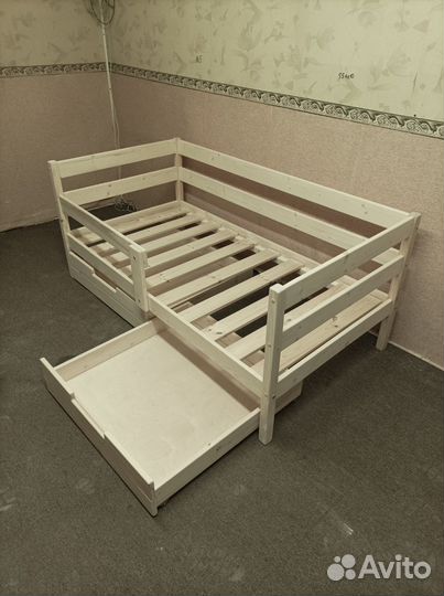 Кровать детская тахта с бортиком