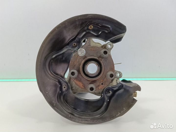 Кулак задний правый в Сборе Audi A8 2010-2017