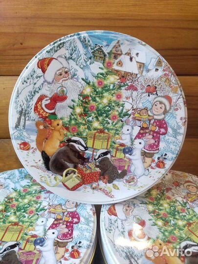 Жестяная,подарочная коробочка