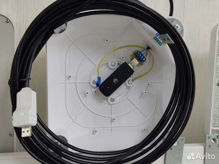 Модем 3372 и усилитель Интернета 15дб с витой паро