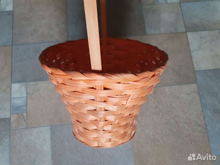 Корзина плетеная, новая