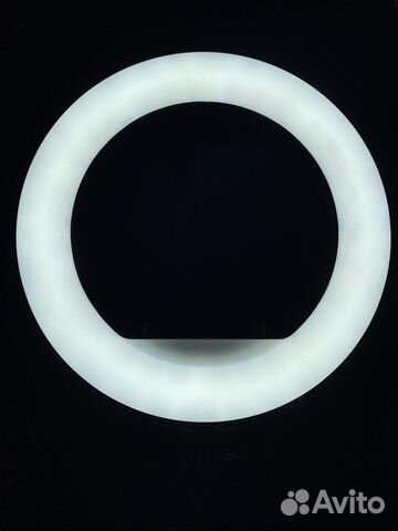 Кольцевая лампа со штативом