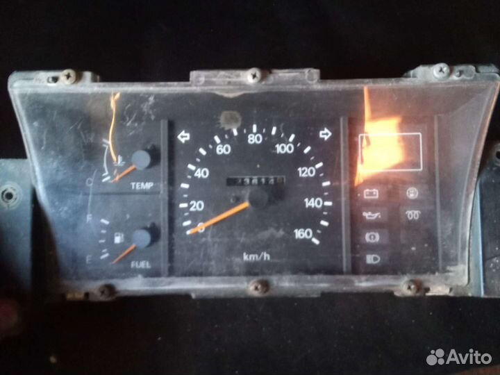 Приборная панель Ниссан караван, хоуми, Урбан