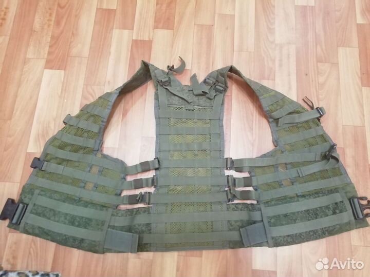 Разгрузочный жилет