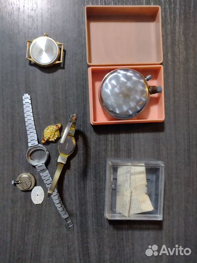 Часы наручные