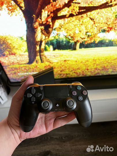 Sony playstation 4 slim