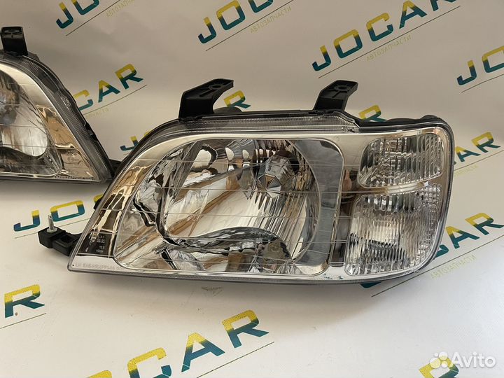 Фары Honda CR-V RD1